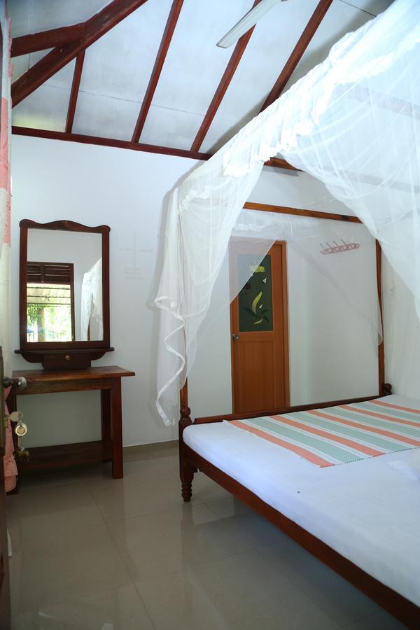 Gihan Guesthouse Mirissa Extérieur photo