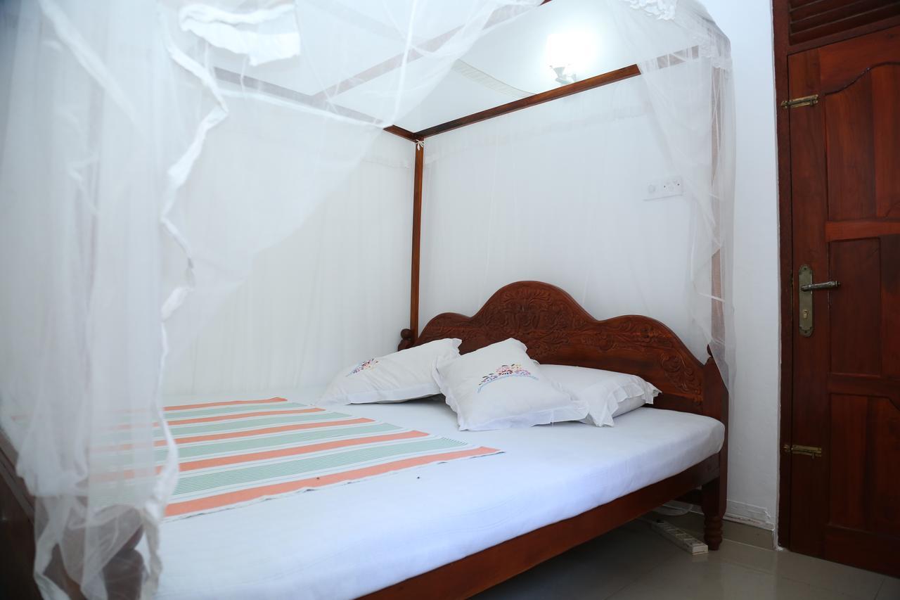 Gihan Guesthouse Mirissa Extérieur photo