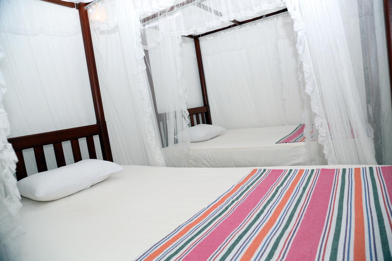 Gihan Guesthouse Mirissa Extérieur photo