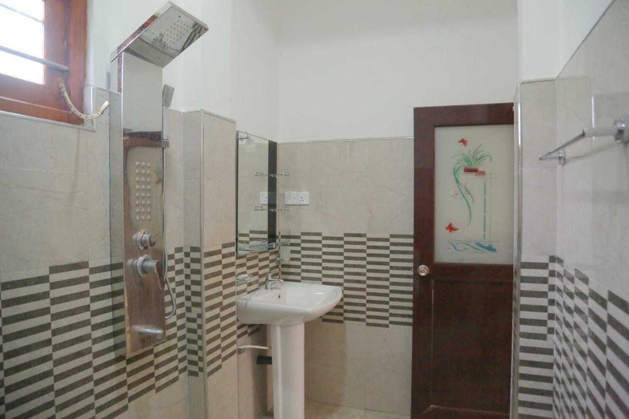 Gihan Guesthouse Mirissa Extérieur photo
