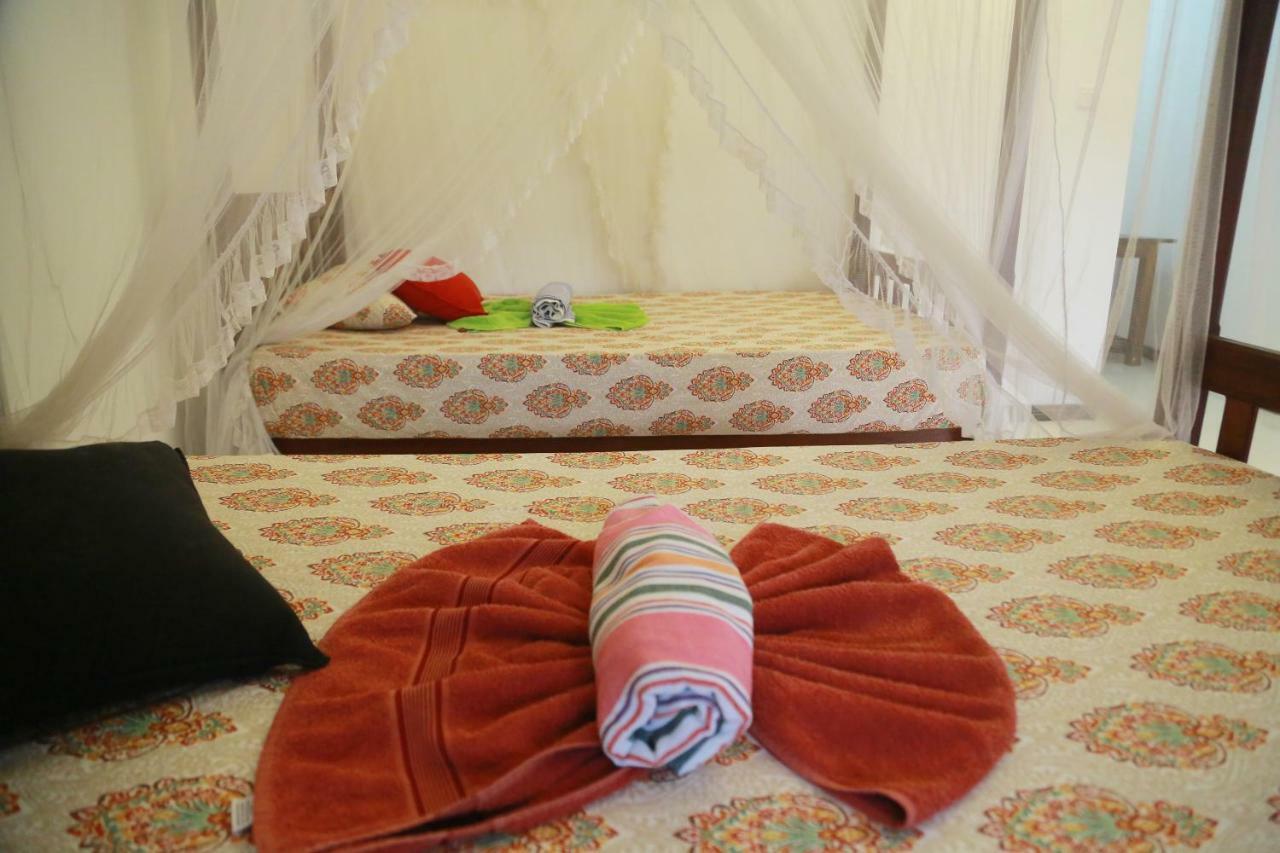 Gihan Guesthouse Mirissa Extérieur photo